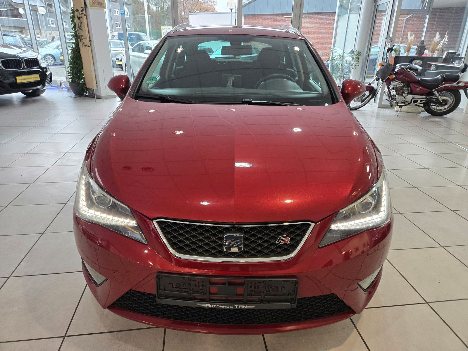 Fahrzeugabbildung SEAT Ibiza ST FR * AUTOMATIK *