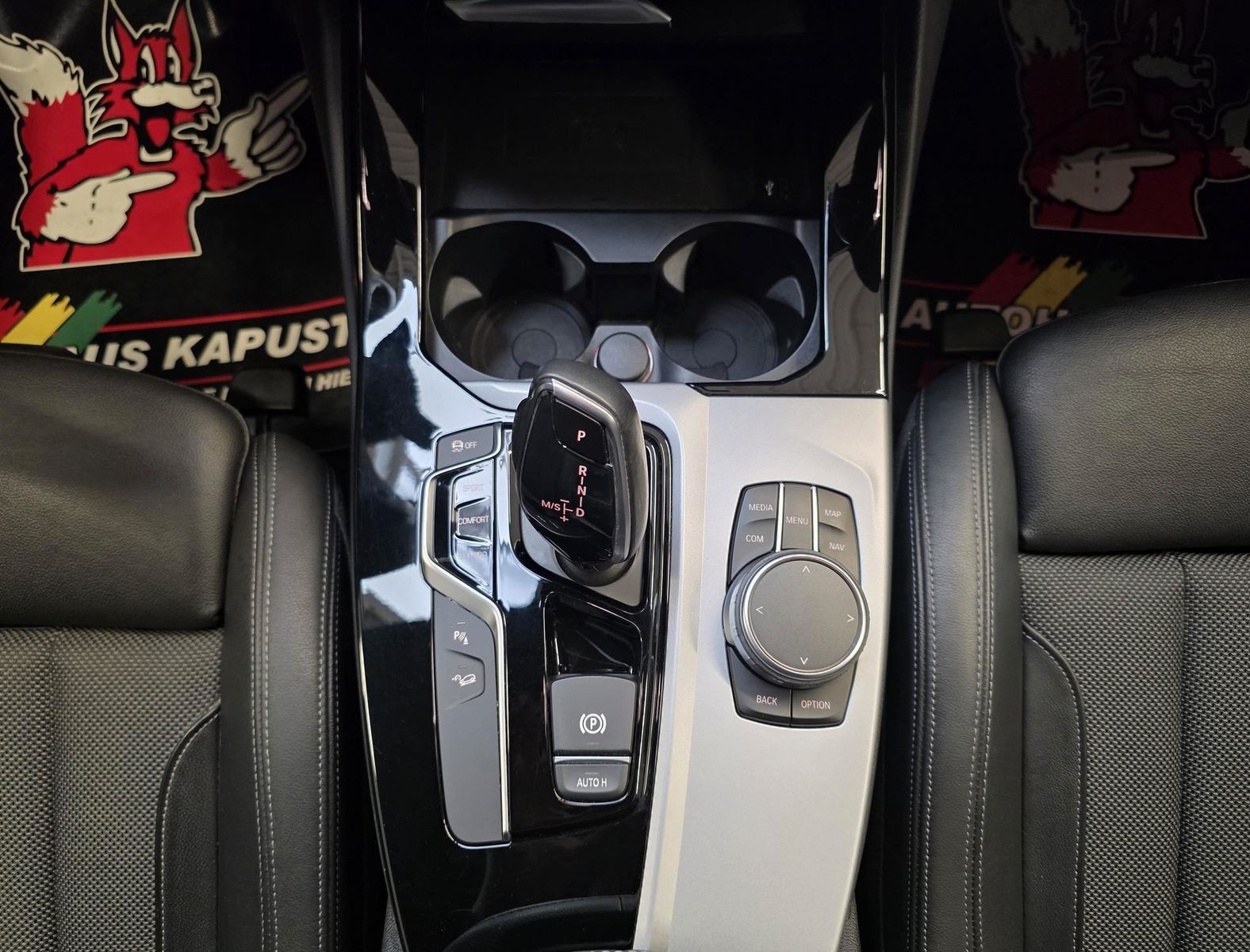 Fahrzeugabbildung BMW X3 xDrive20d/LED/Navi/HuD/Carplay/Keyless/AHK