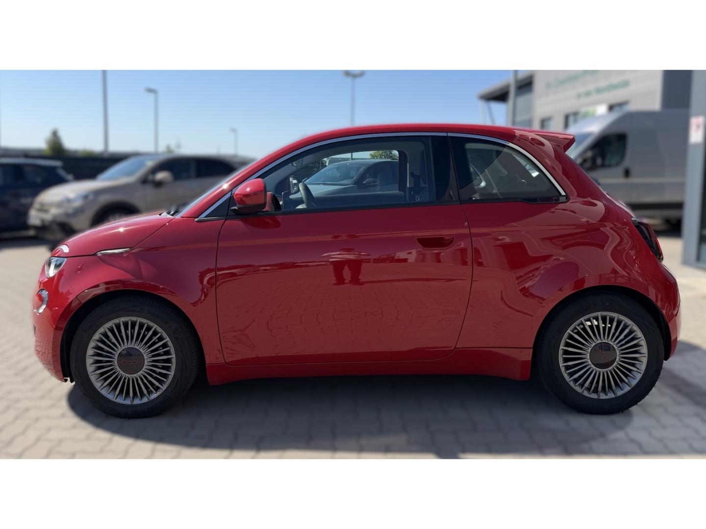 Fiat 500e Red *Apple Car Play *Tempomat