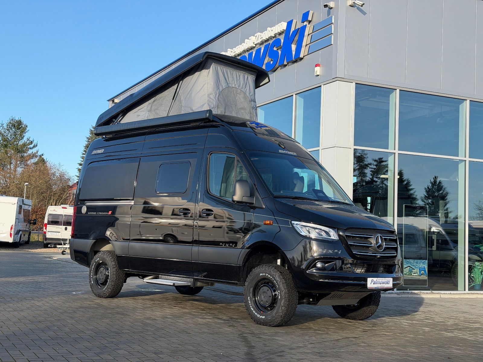 Fahrzeugabbildung HYMER / ERIBA / HYMERCAR Grand Canyon S - MB 600 SD- 4x4- 11.496€ sparen!