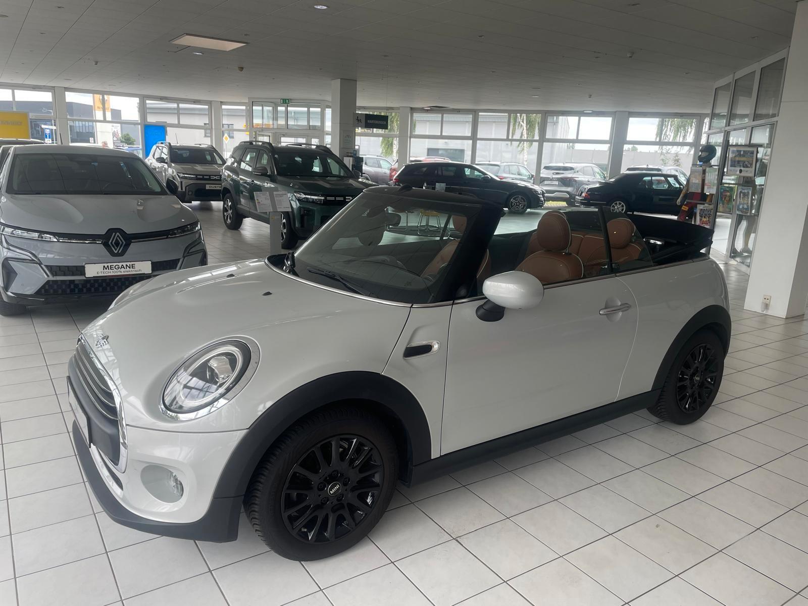 MINI ONE Cabrio. Chili-Paket,Navi,Leder,LED,PDC
