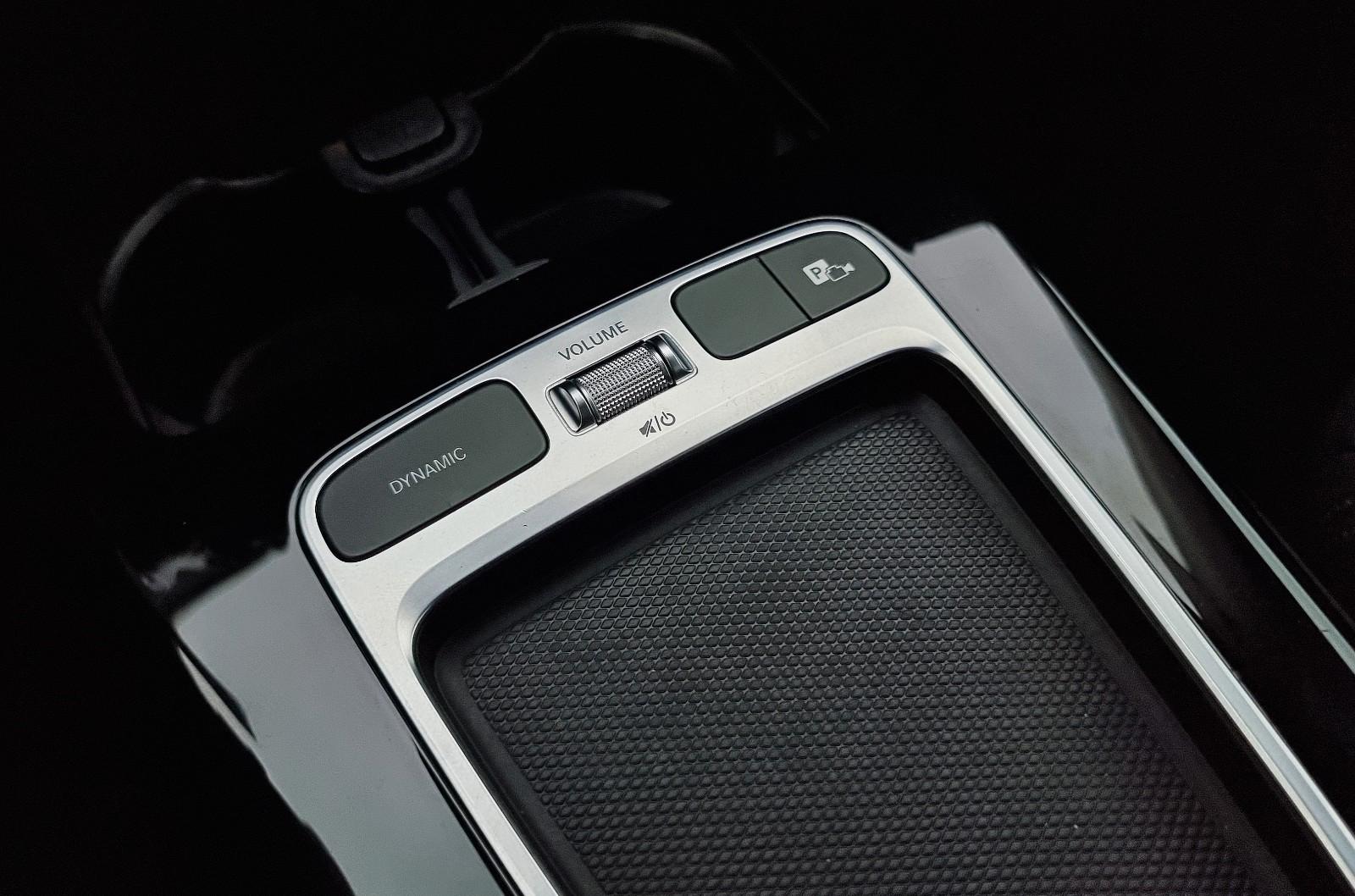 Mercedes-Benz A 180 Lim-48TKM-LEDER-KAMERA-GARANTIE-AUTOMATIK-