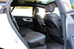 AUDI Q8 50 TDI quattro/ S-LINE/ PANO/ MATRIX/ STANDHZ AUDI Q8 50 TDI quattro/ S-LINE/ PANO/ MATRIX/ STANDHZ