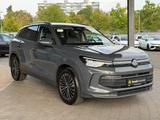 Volkswagen Tiguan III 1.5 eTSI DSG Life AHK/ACC/RFK/ALLSEAS - Volkswagen Tiguan Jahreswagen: mit Anhängerkupplung