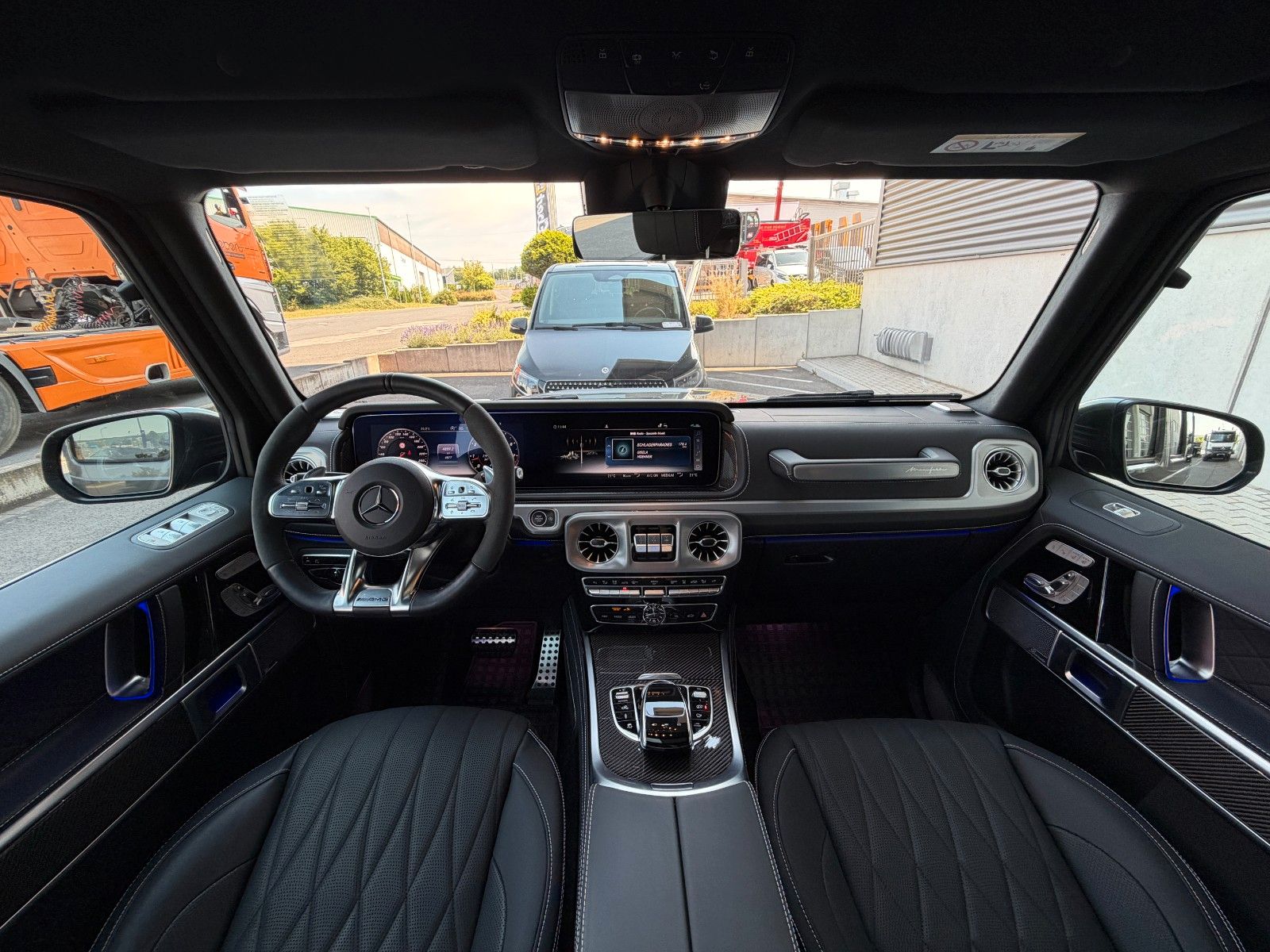 Fahrzeugabbildung Mercedes-Benz G 63 AMG Manufaktur+Drivers+TV+StdH+BURM3D+VOLL