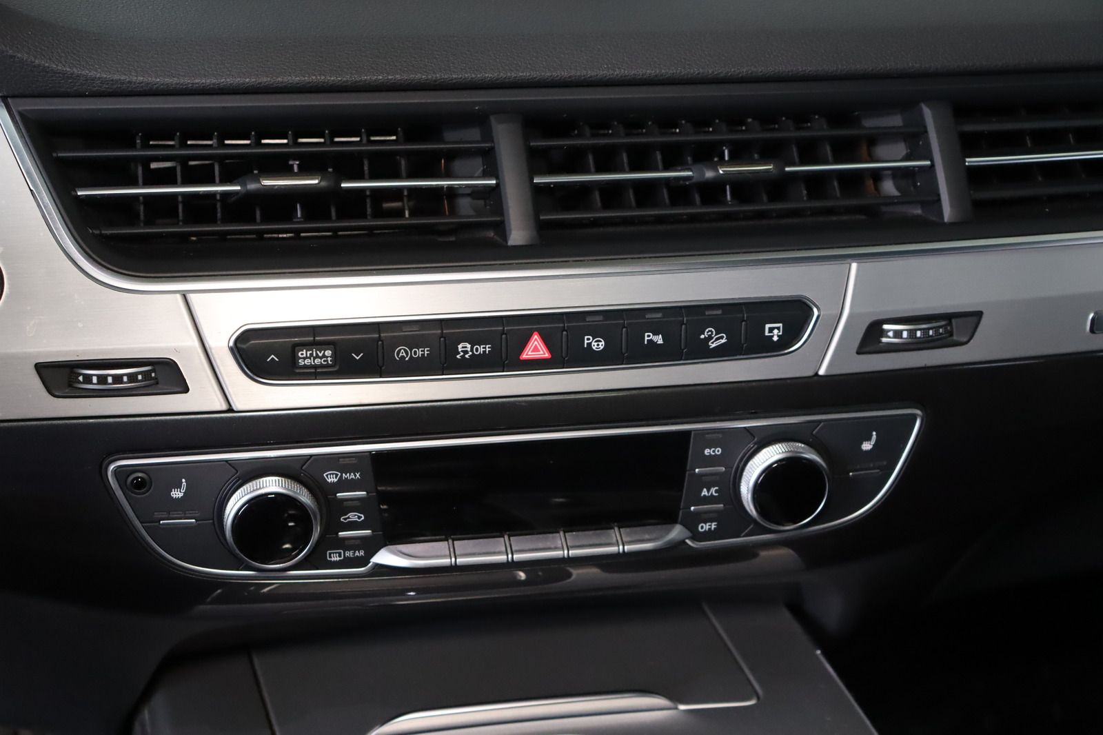 Fahrzeugabbildung Audi Q7 3.0 TDI quattro S-line * HUD * Matrix *