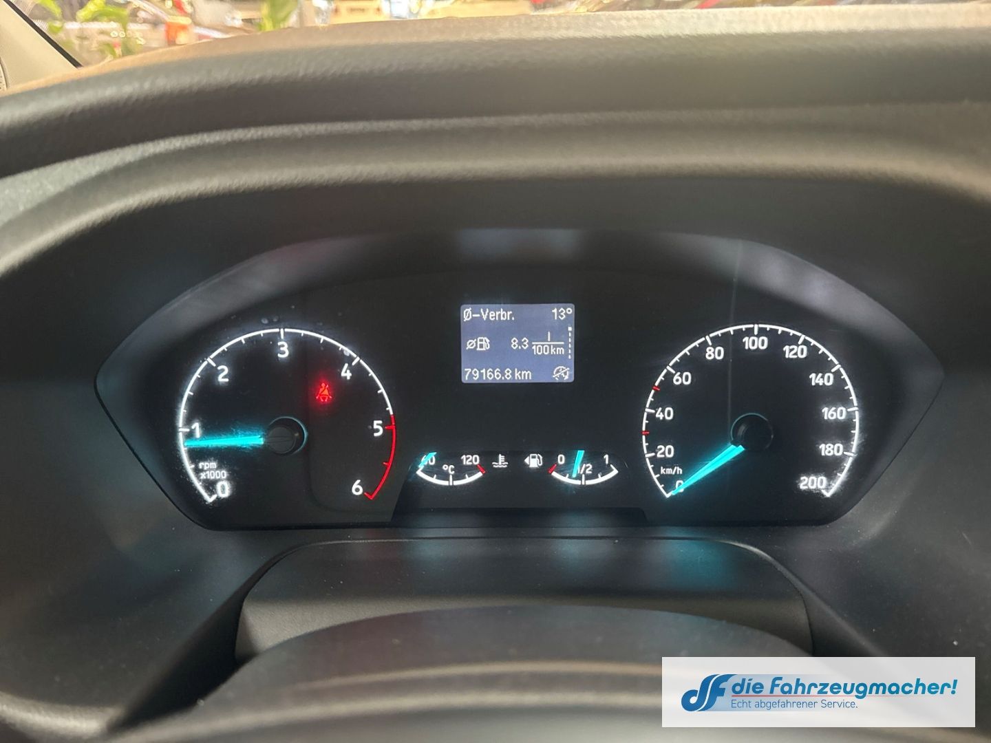 Fahrzeugabbildung Ford Transit Custom Kasten 280 L1 Trend DAB Notbremsa