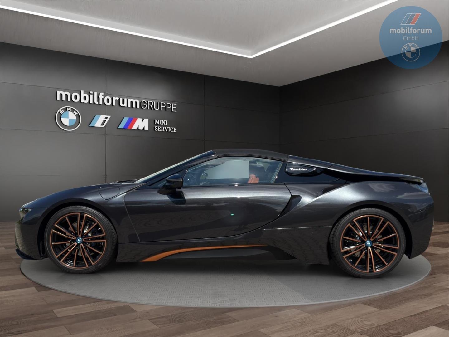 BMW i8 Roadster Ultimate Sophisto-Edition 1 of 200