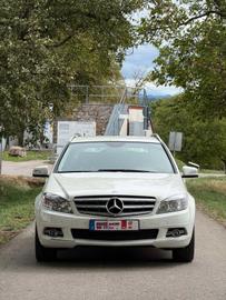 صورة 3 لـ 2009 Mercedes-BENZ C 180