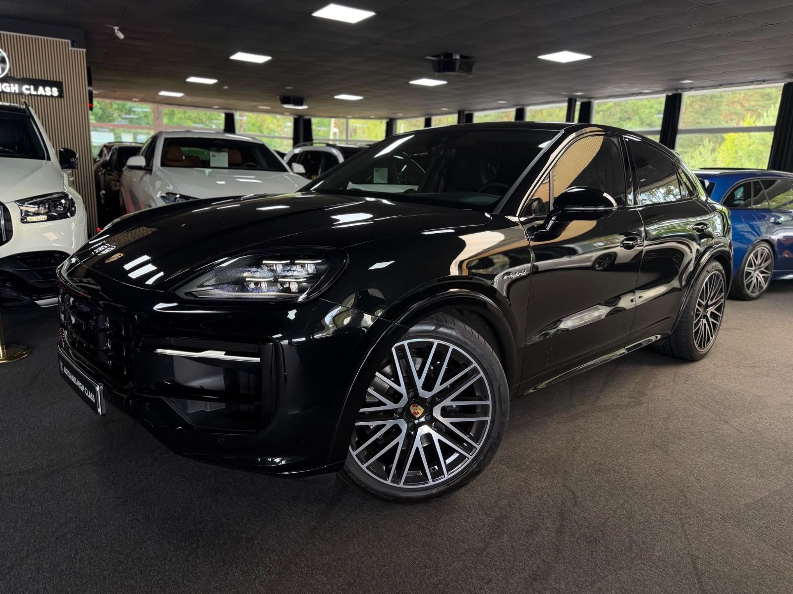 PORSCHE Cayenne E-Hybrid PANO/CHRONO/