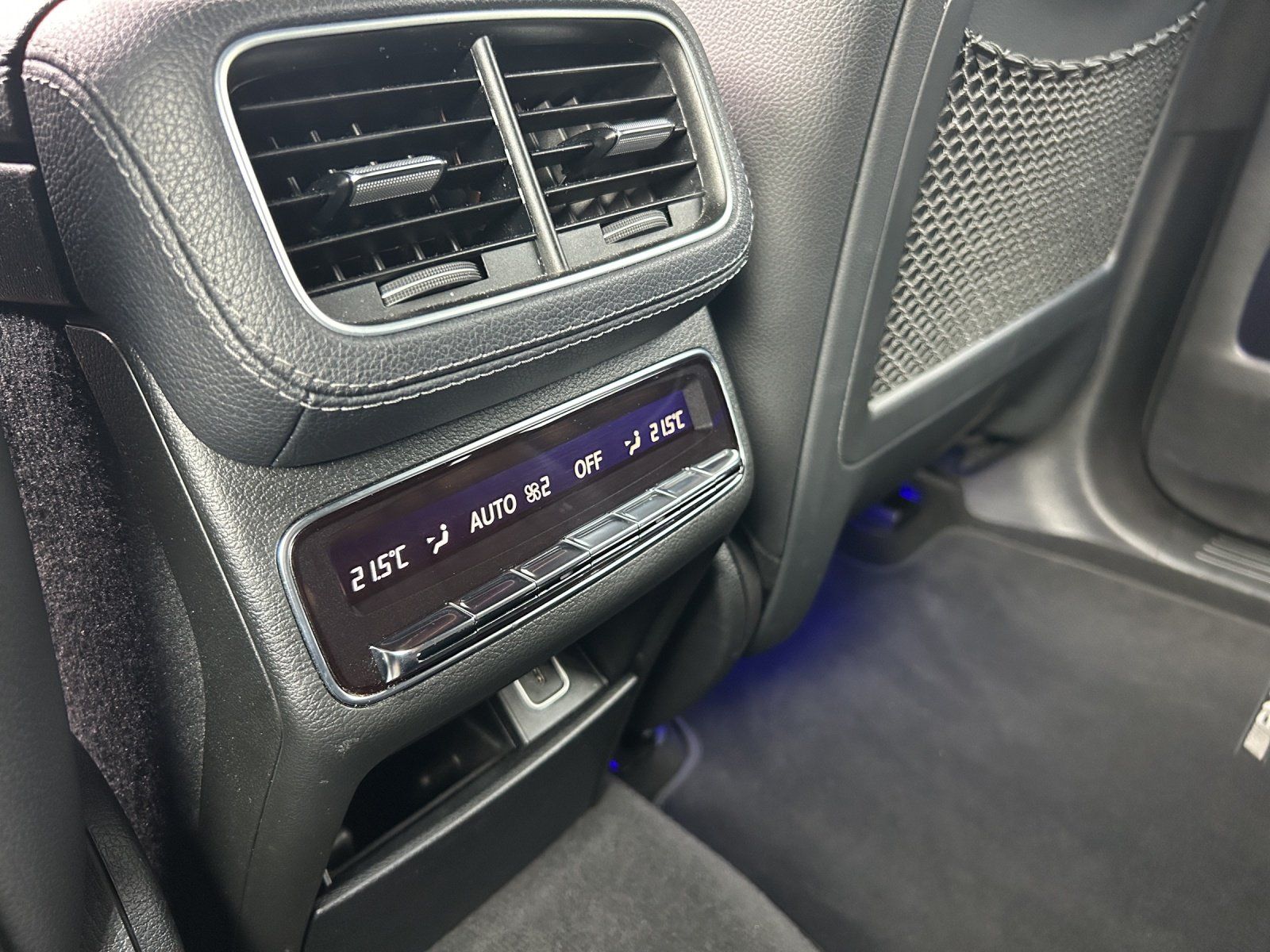 Fahrzeugabbildung Mercedes-Benz 4M AMG int+22" E-Active DISTRO Memo MLED HUD