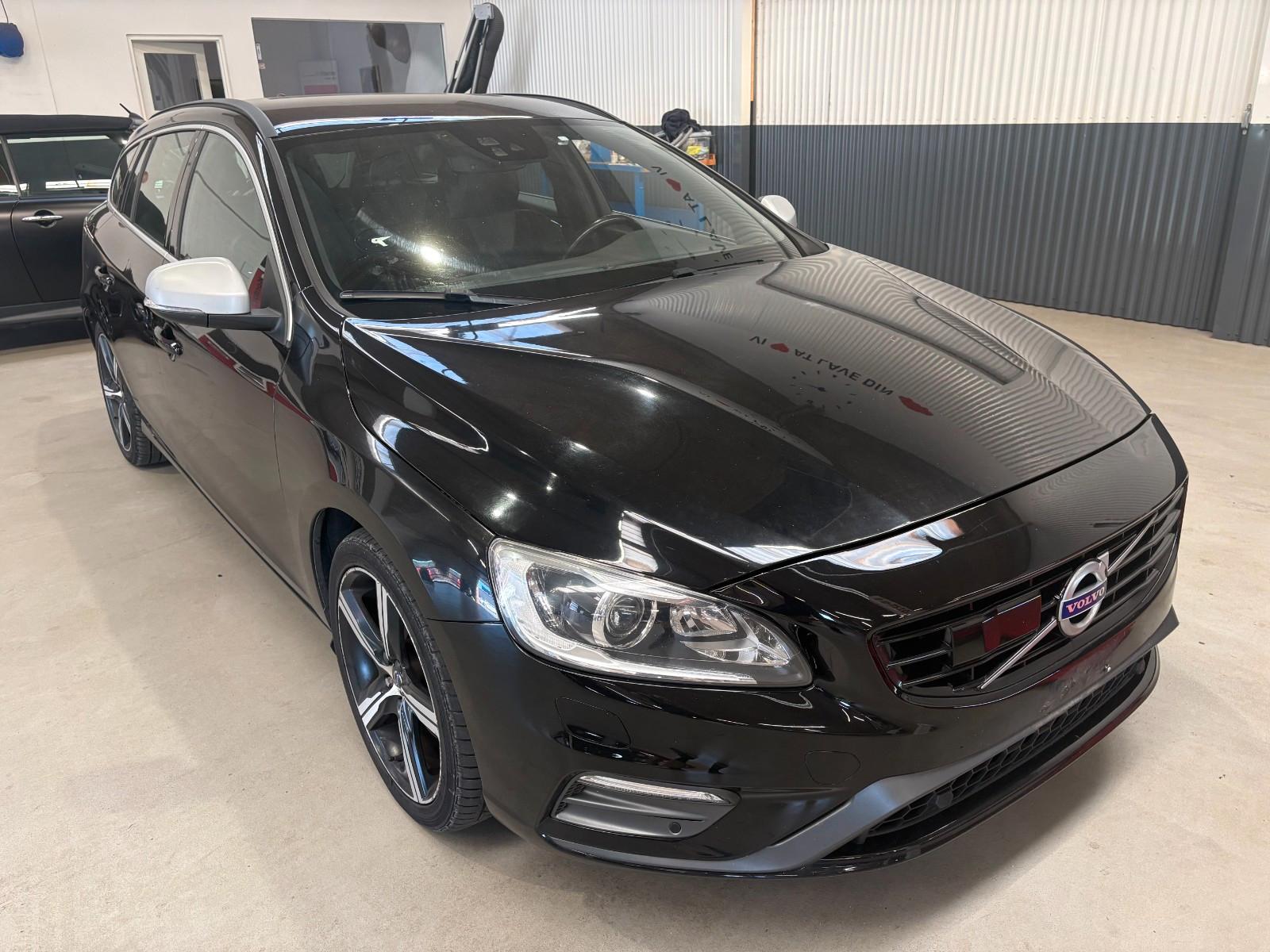 Volvo V60 2,0 T4 Kombi R-Design Geartronic