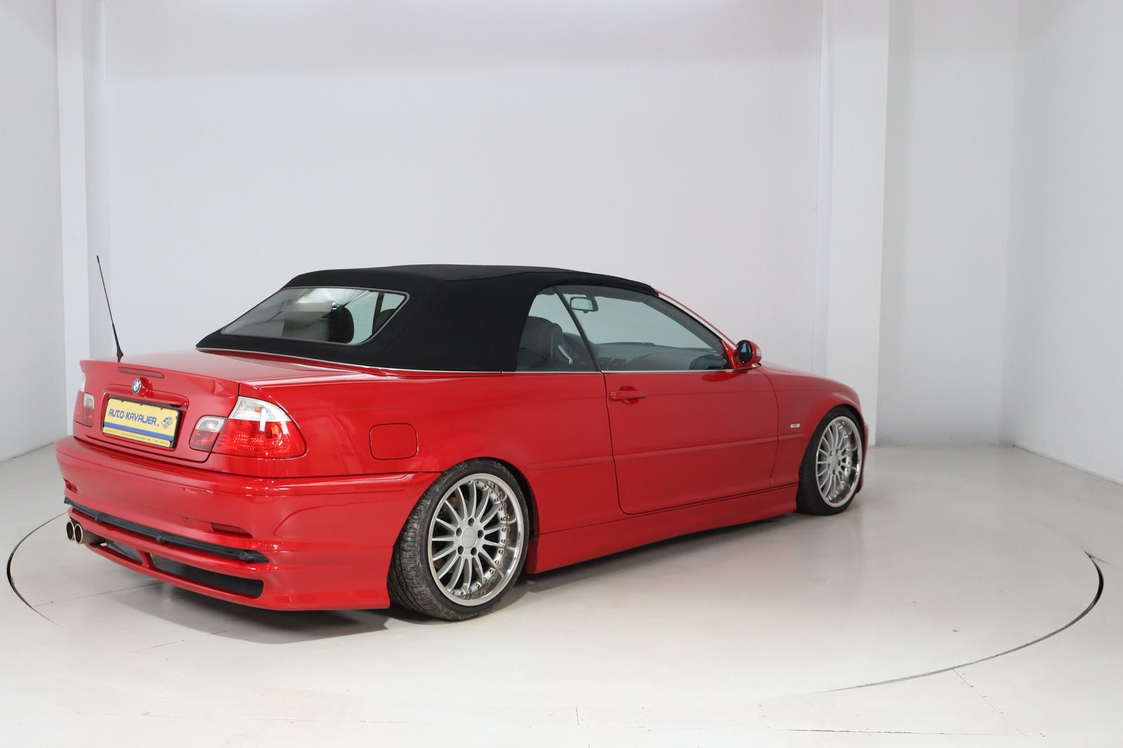 Fahrzeugabbildung BMW 323 Ci Cabrio Sitzhzg. * Leder * Klimaautom.