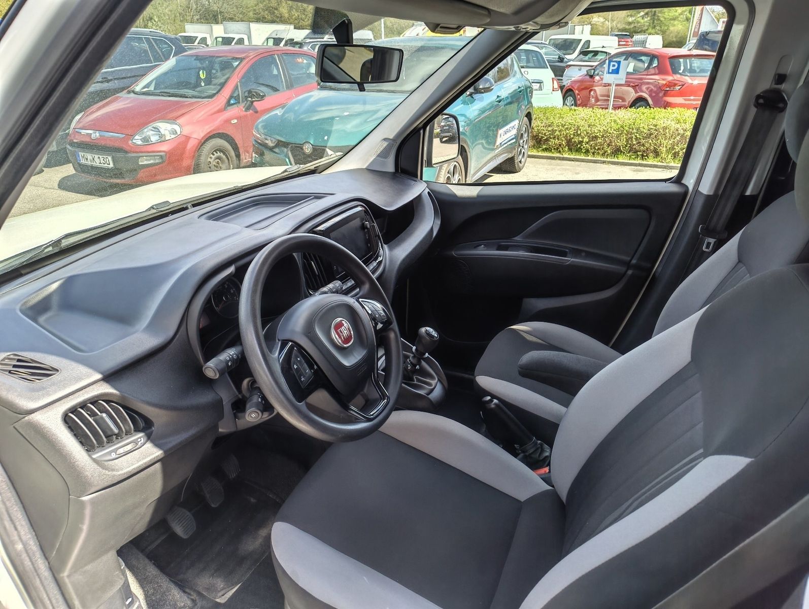Fahrzeugabbildung Fiat Doblo Kombi Maxi SX 1.6 Mjet