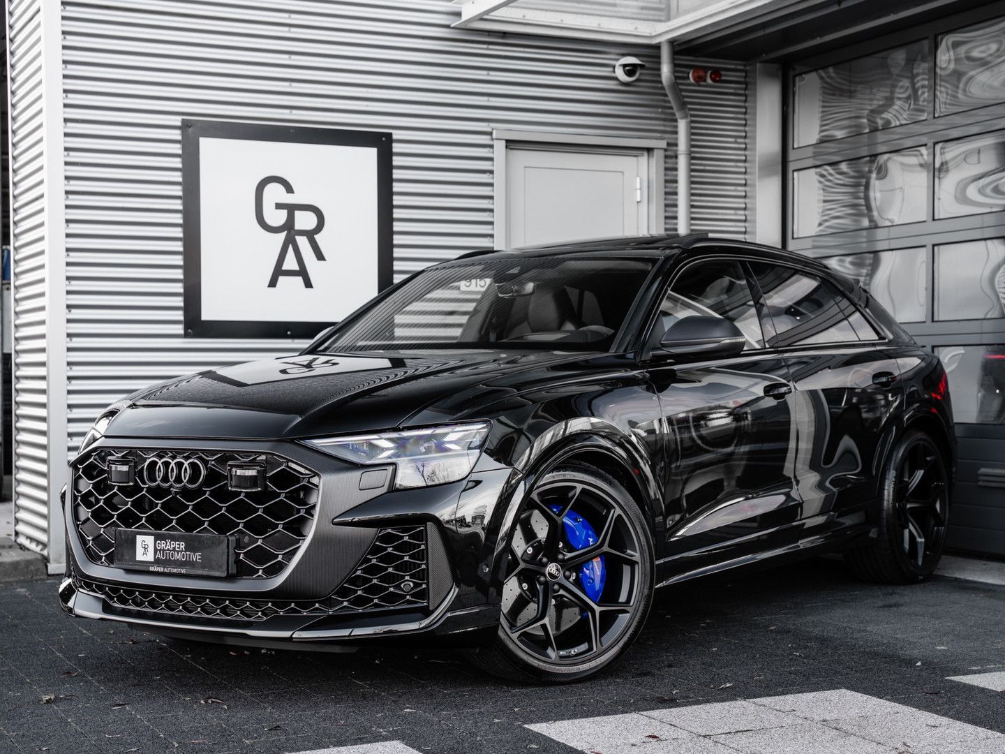 AUDI RSQ8 4.0 TFSI quattro Performance | B&amp;O 3D | Car
