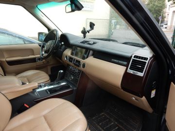 Land-Rover Range Rover - 9