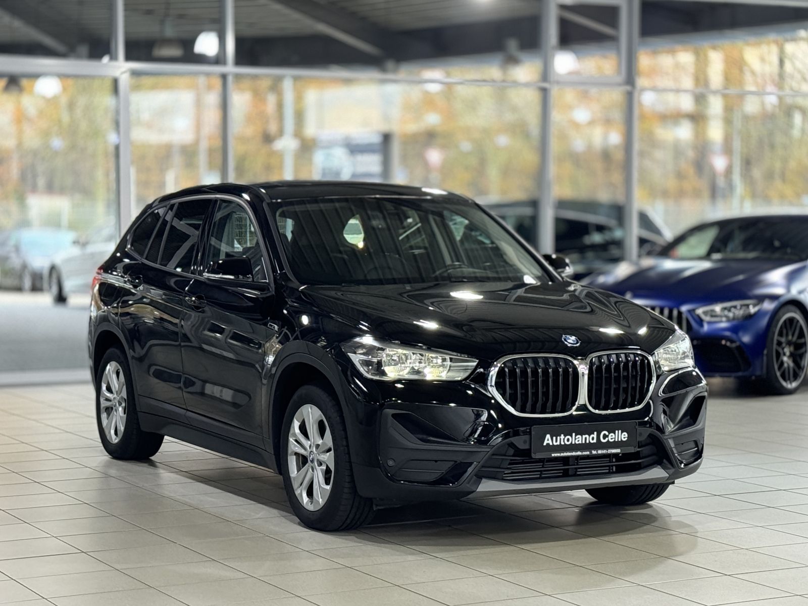 Fahrzeugabbildung BMW X1 xD25e Panorama Kamera DAB Lordos Navi Leder