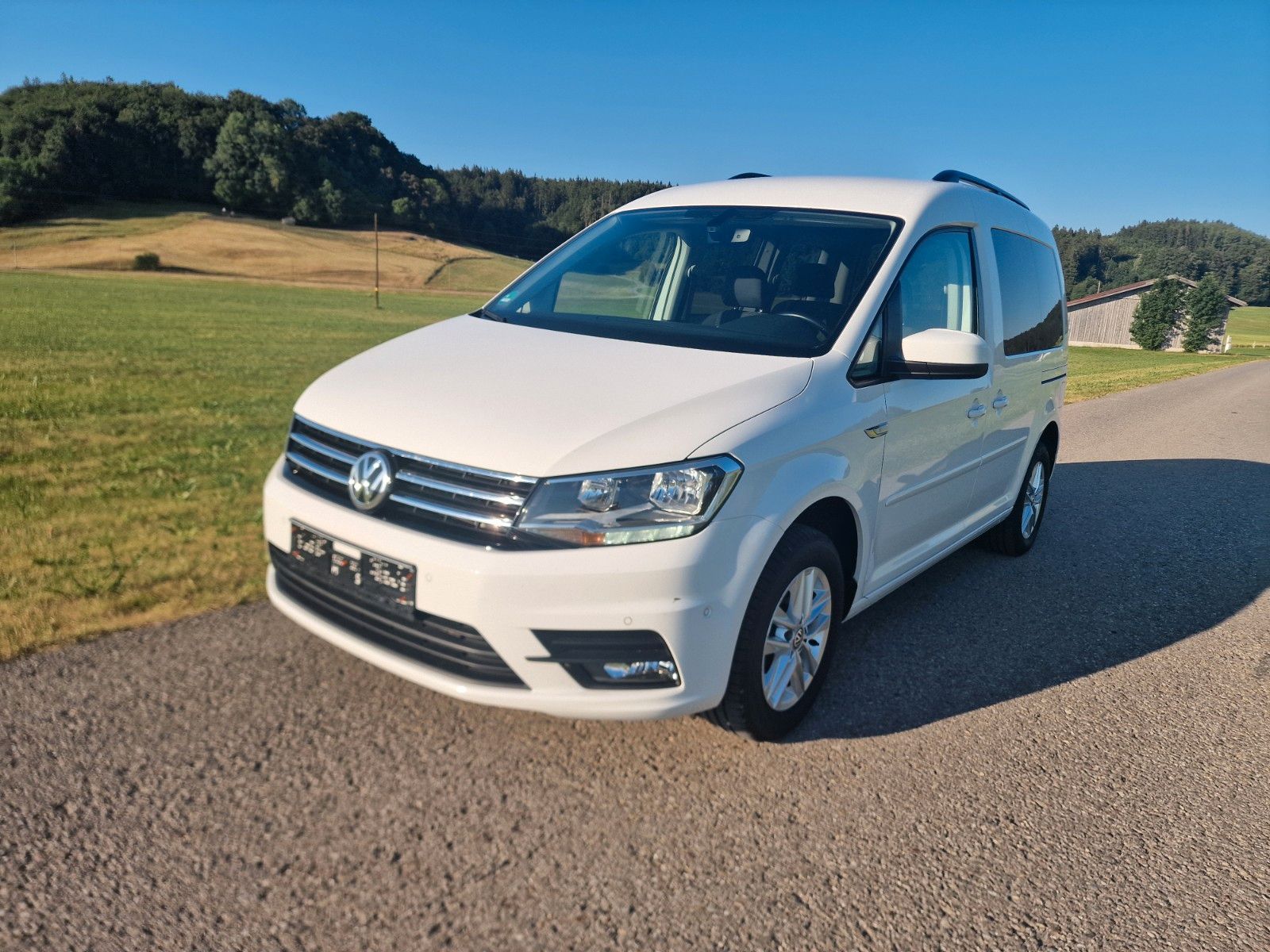 VW Caddy 1.0 TSI Klima Sitzheizung PDC 5 Sitzer