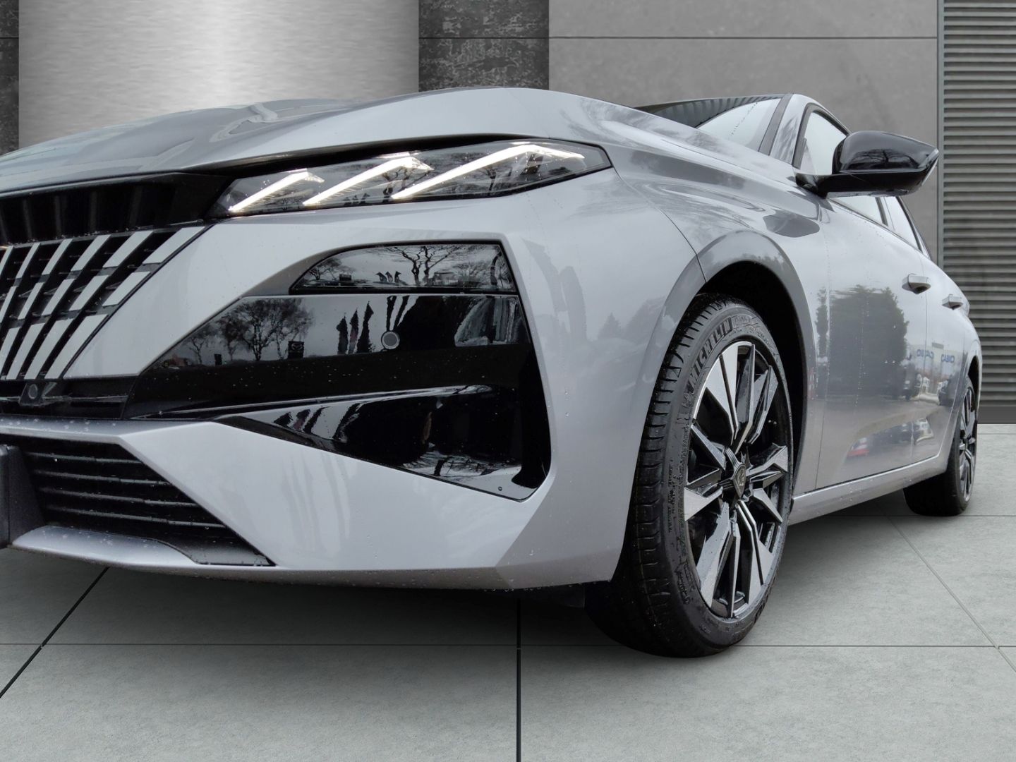 Peugeot 308 - Bild 4