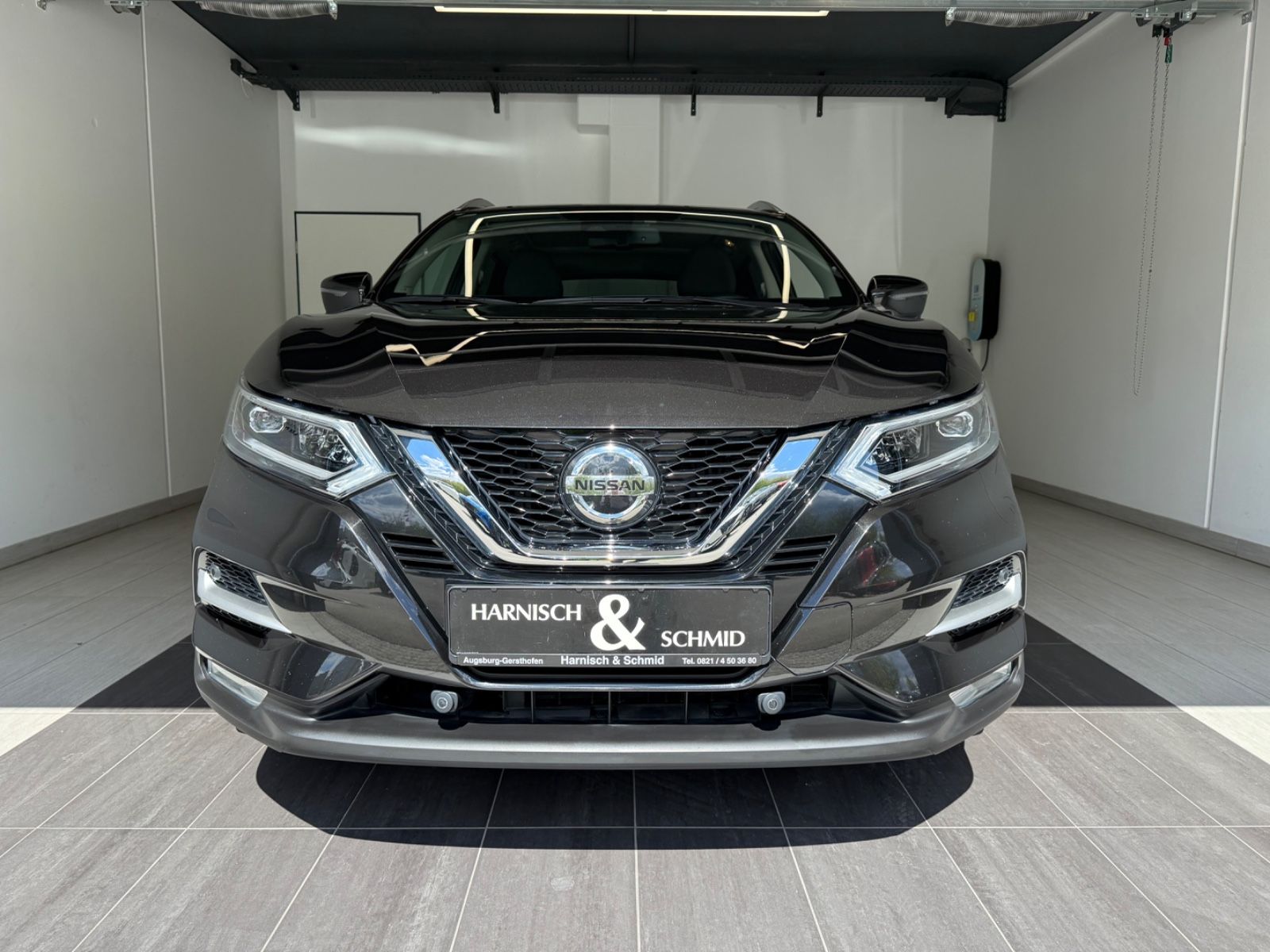 Fahrzeugabbildung Nissan Qashqai Tekna Safety-Shield-Paket 360°
