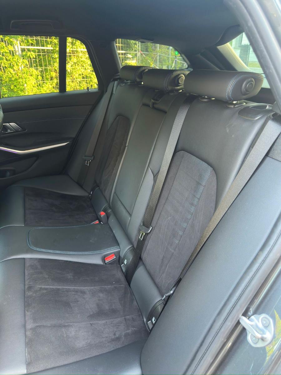 BMW 320d xDrive Touring MSport, TÜVneu, AHK, Standh 
