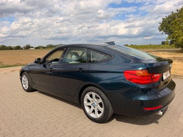 BMW 320 - 6