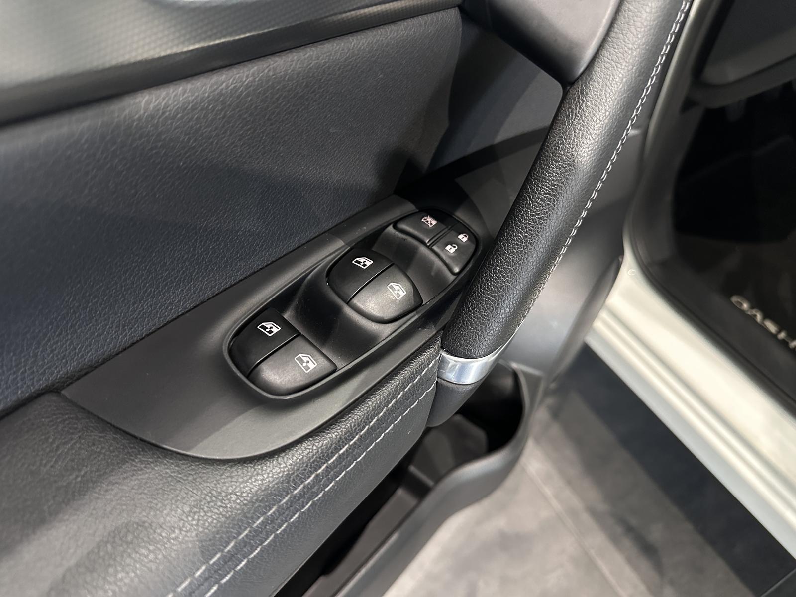 Nissan Qashqai Tekna *ACC, SPURHALTE, TOTWINKEL, 360GR*