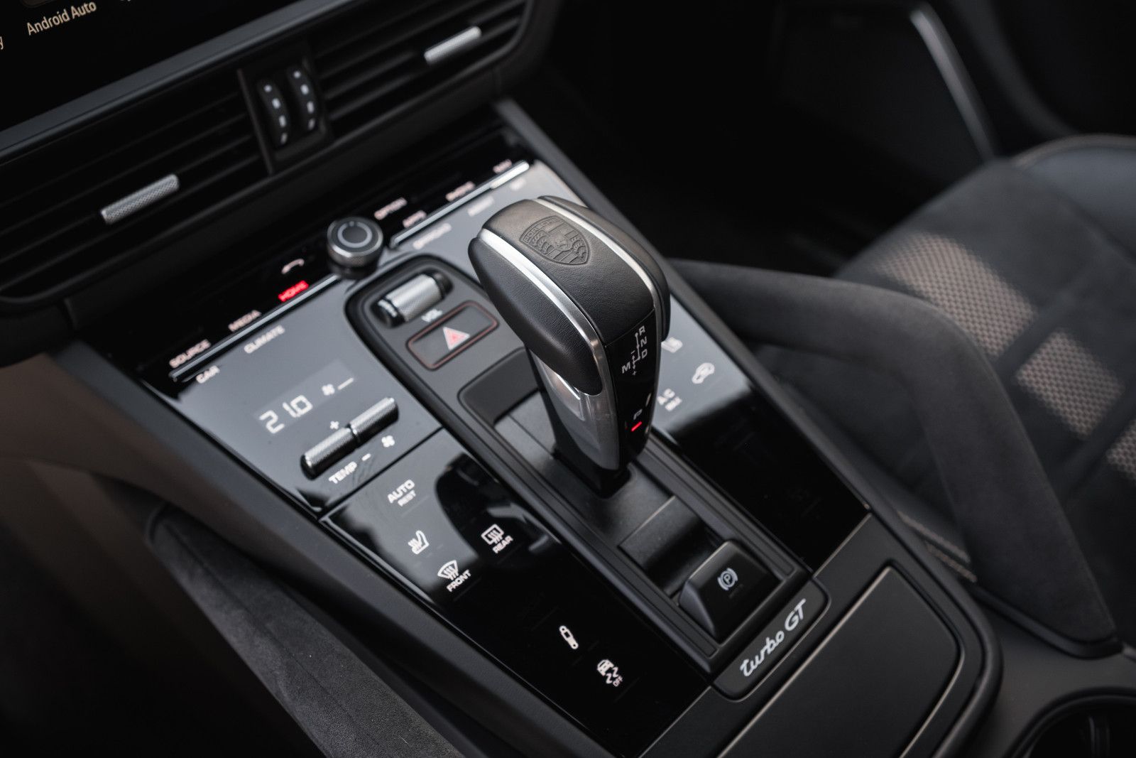 Fahrzeugabbildung Porsche Cayenne Coupe Turbo GT-Burmester-Keramik-1.Hand