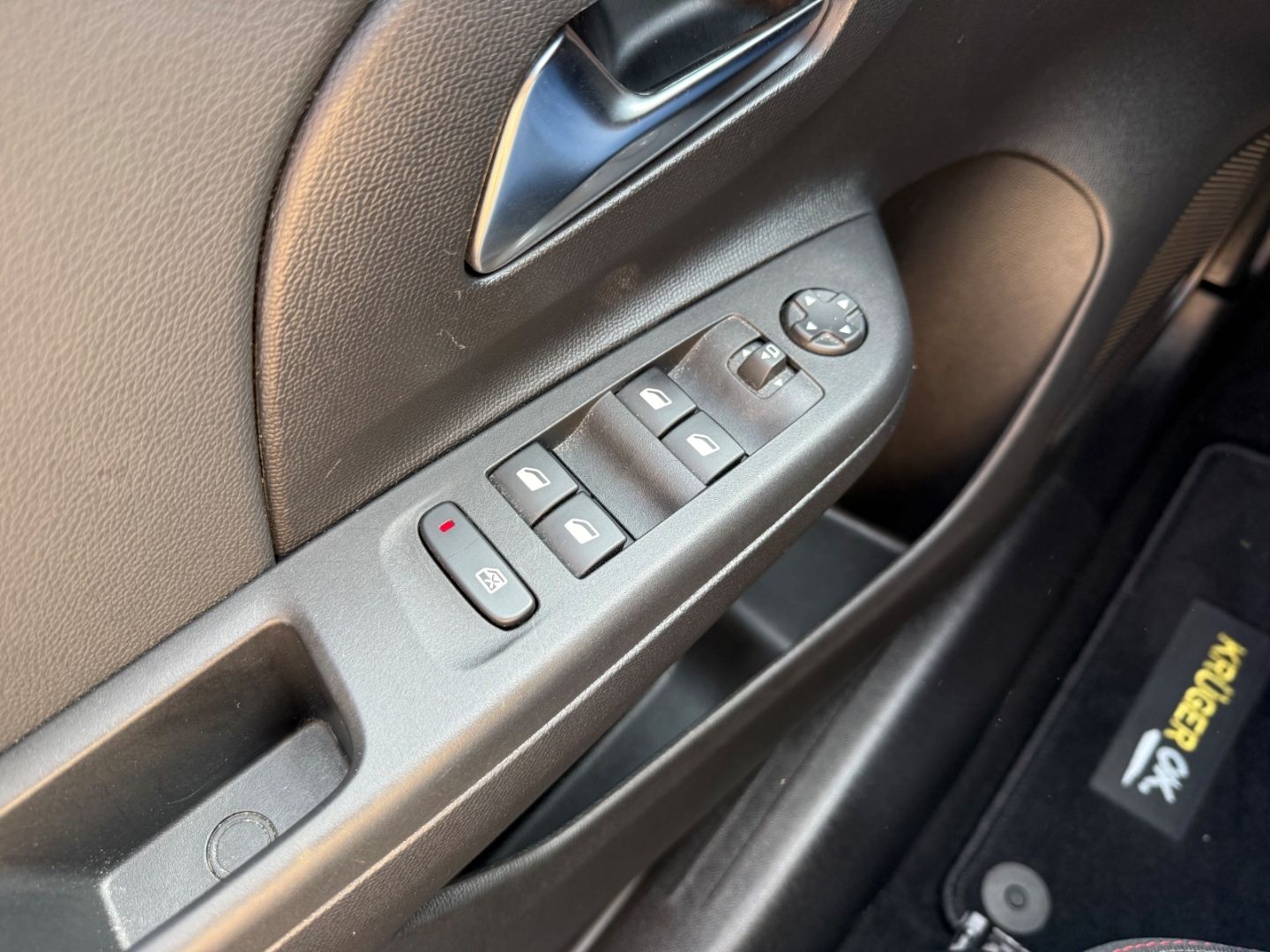 Fahrzeugabbildung Opel Corsa F GS SHZ+LHZ+Kamera