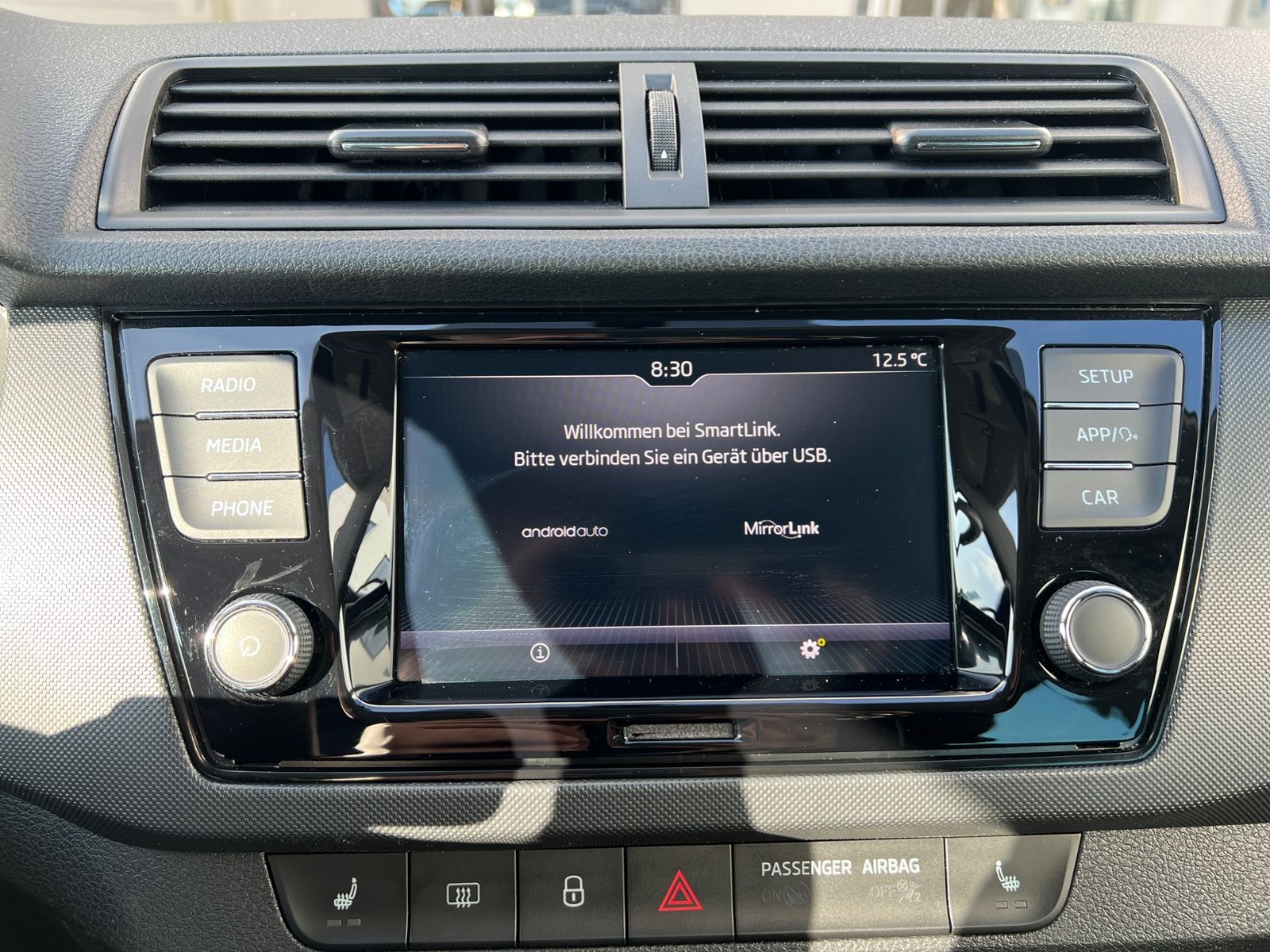 Fahrzeugabbildung SKODA Fabia III Combi Ambition 1.0 TSI DSG *Klima,Sitz
