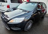 Ford Focus Lim. 1,6  Style 67Tkm/Klima/Navi - Ford Focus aus 2010: 1.6