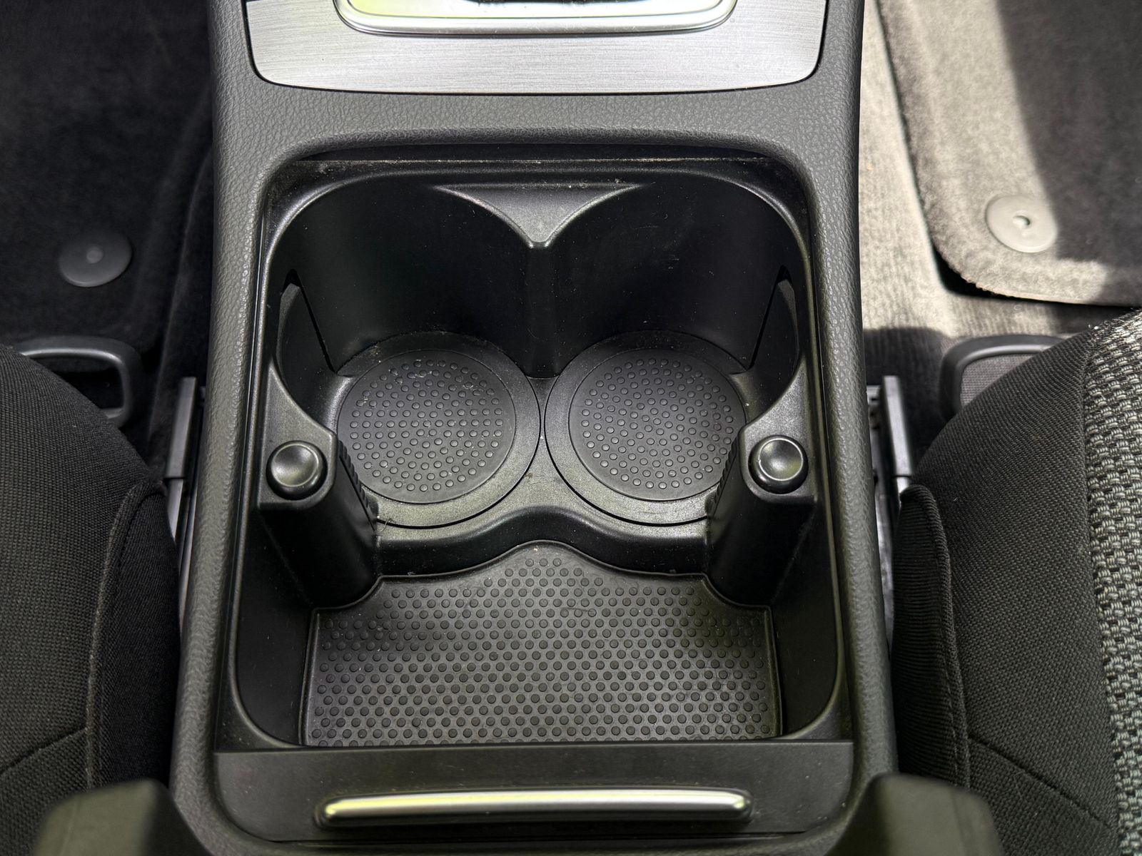 Fahrzeugabbildung Volkswagen Passat Variant 2.0TDI DSG Comfort XEN+STHZ+AHK+
