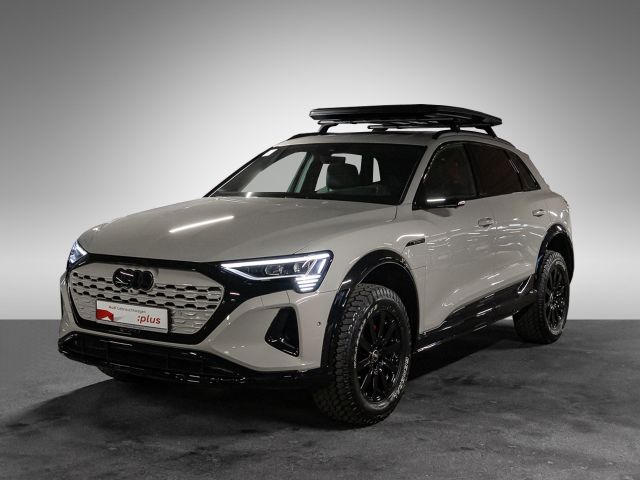 Audi Q8 e-tron edition Dakar 55 quattro