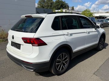 Volkswagen Tiguan - 4