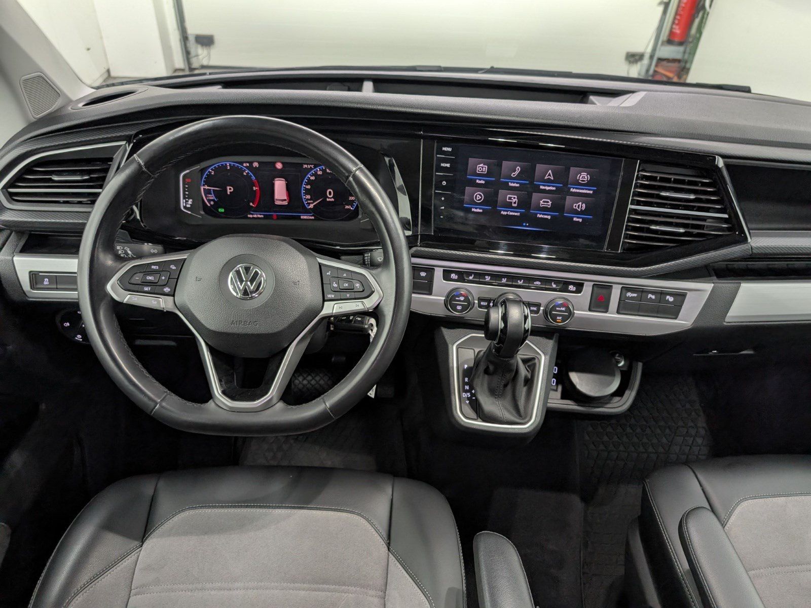 VW T6 Transporter T6.1 Transporter Multivan 2.0 TDI Comfortline – Bild 9