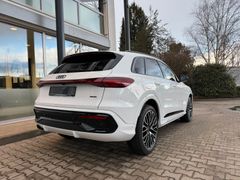 AUDI Q5 2.0 TDI quattro 150 kW/ 21"/ BUSINESS/ S LINE AUDI Q5 2.0 TDI quattro 150 kW/ 21"/ BUSINESS/ S LINE