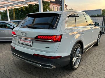 Audi Q7 - 4