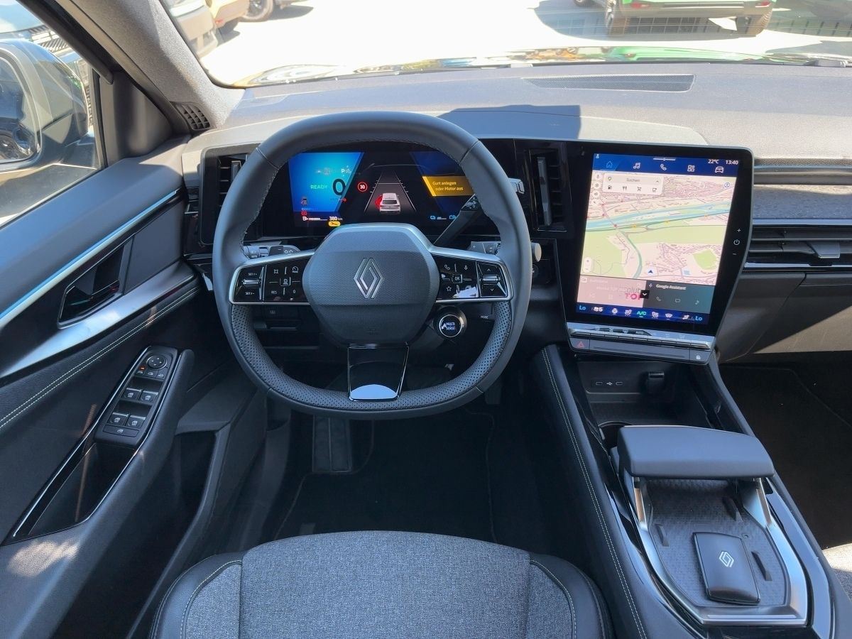 Fahrzeugabbildung Renault Rafale Techno 200 el. Heckkl. 4Contrl. GJR - mit KI generiert/bearbeitet