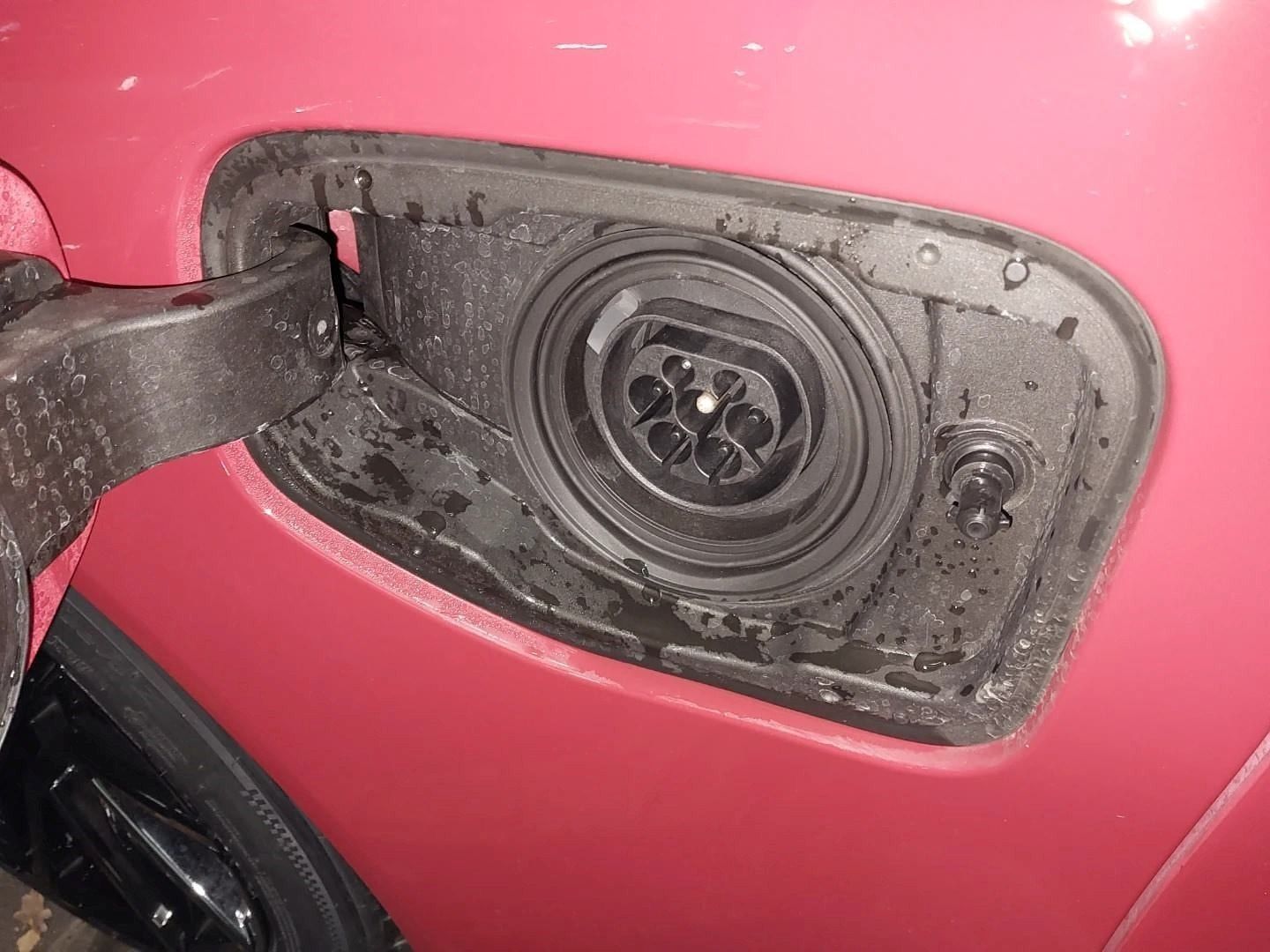 Fahrzeugeinzelansicht 11 Fahrzeugabbildung BMW M5 Limousine M Drivers P., M Carbon Keramik-Brem