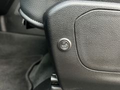 Fahrzeugabbildung Dodge RAM 1500 5,7L V8 Hemi 4x4 AHK Navi Leder Kamera