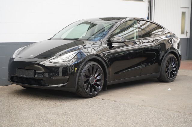 Tesla Model Y Performance *AHK*Mwst. ausweisbar*Matrix