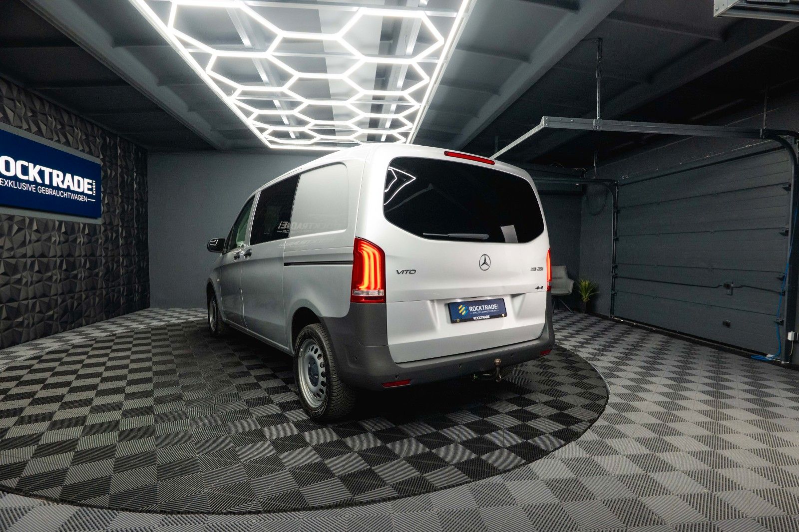 Fahrzeugabbildung Mercedes-Benz Vito Mixto 119 CDI 4MATIC kompakt *LED*Kamera*