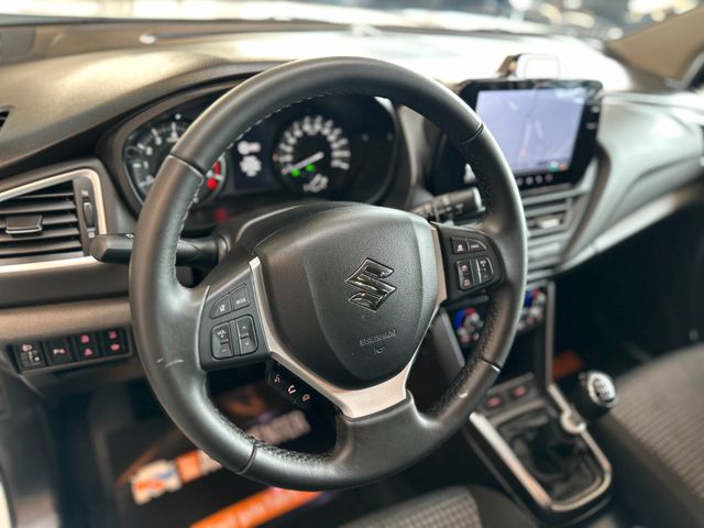 Suzuki (SX4) S-Cross *Navi*Schiebedach*Sitzh*