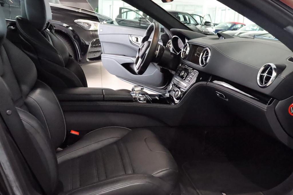 Mercedes-Benz SL 63 AMG