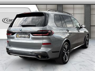 BMW X7 - 7