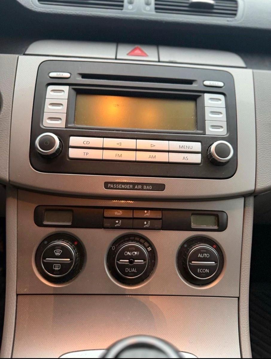 Volkswagen Passat 2006 — photo 9