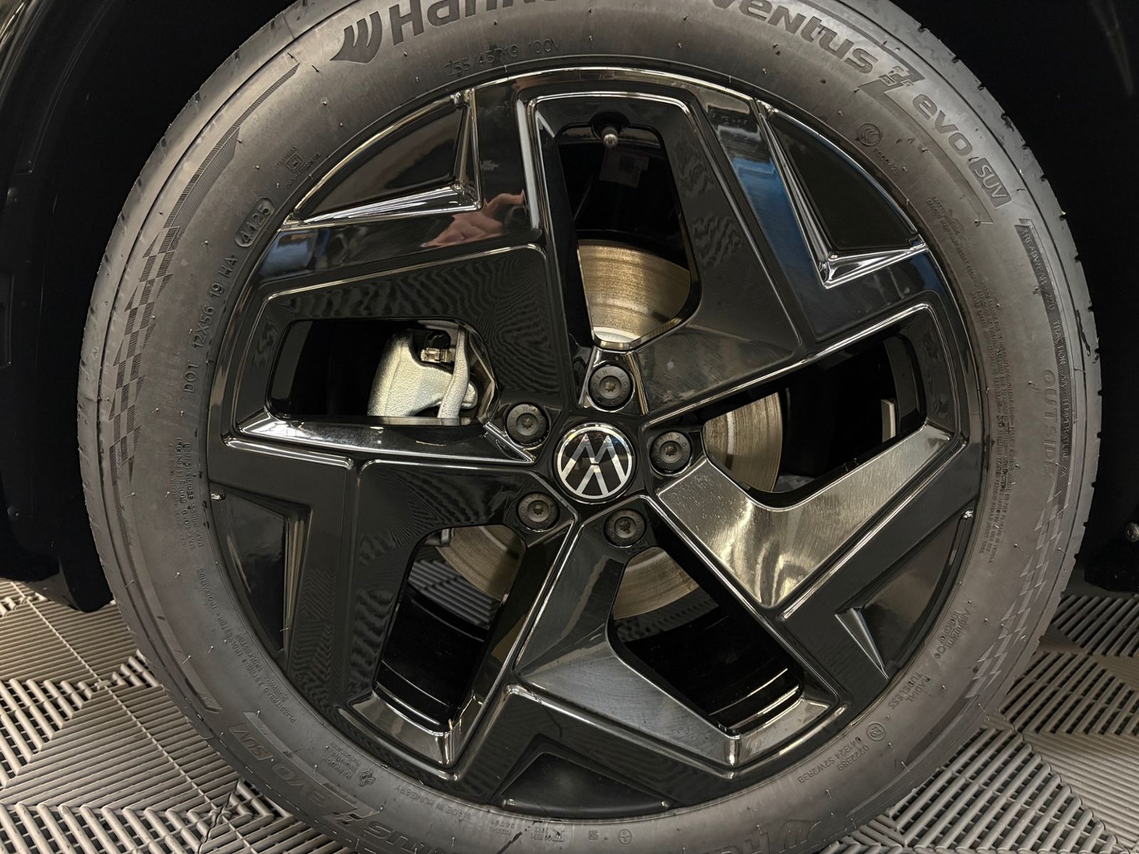 Volkswagen Tiguan - Bild 4