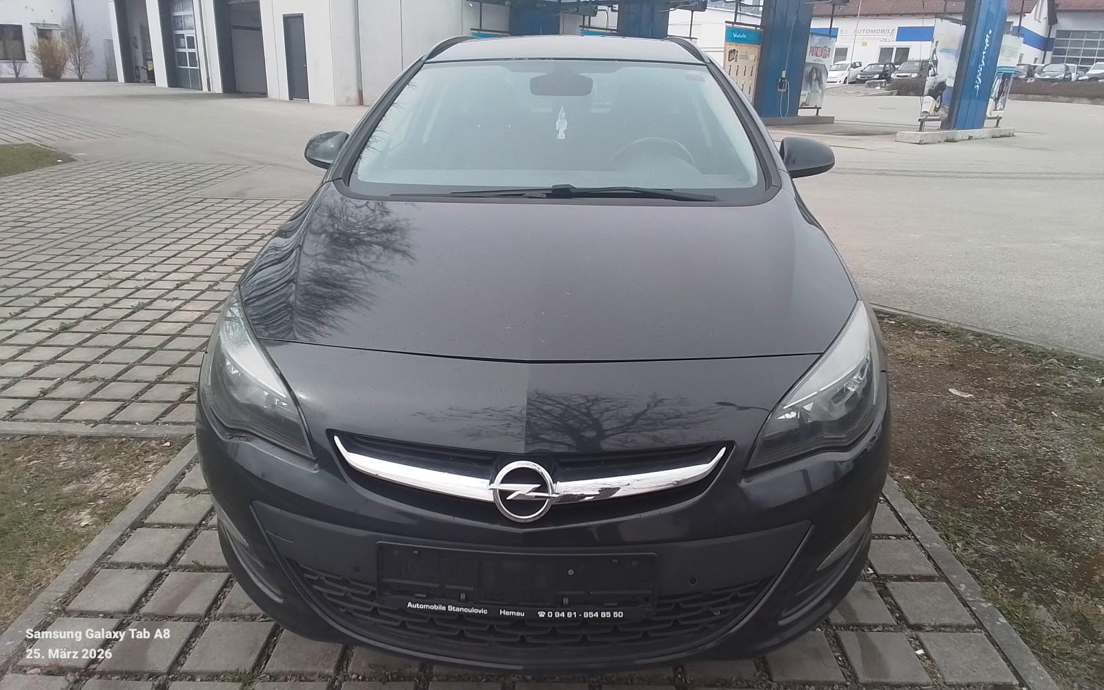 Opel Astra J Sports Tourer Style