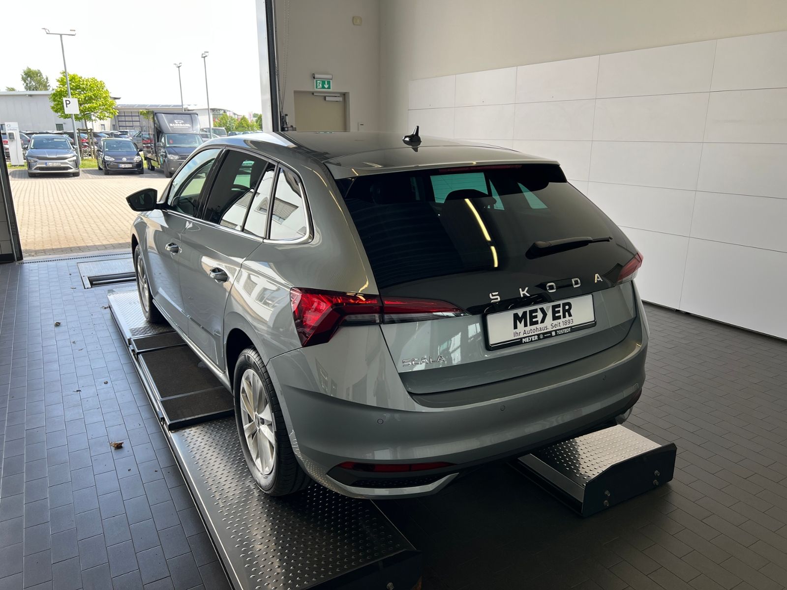 Fahrzeugabbildung SKODA Scala Selection 1.0 TSI DSG *AHK, LED, ACC, Kame