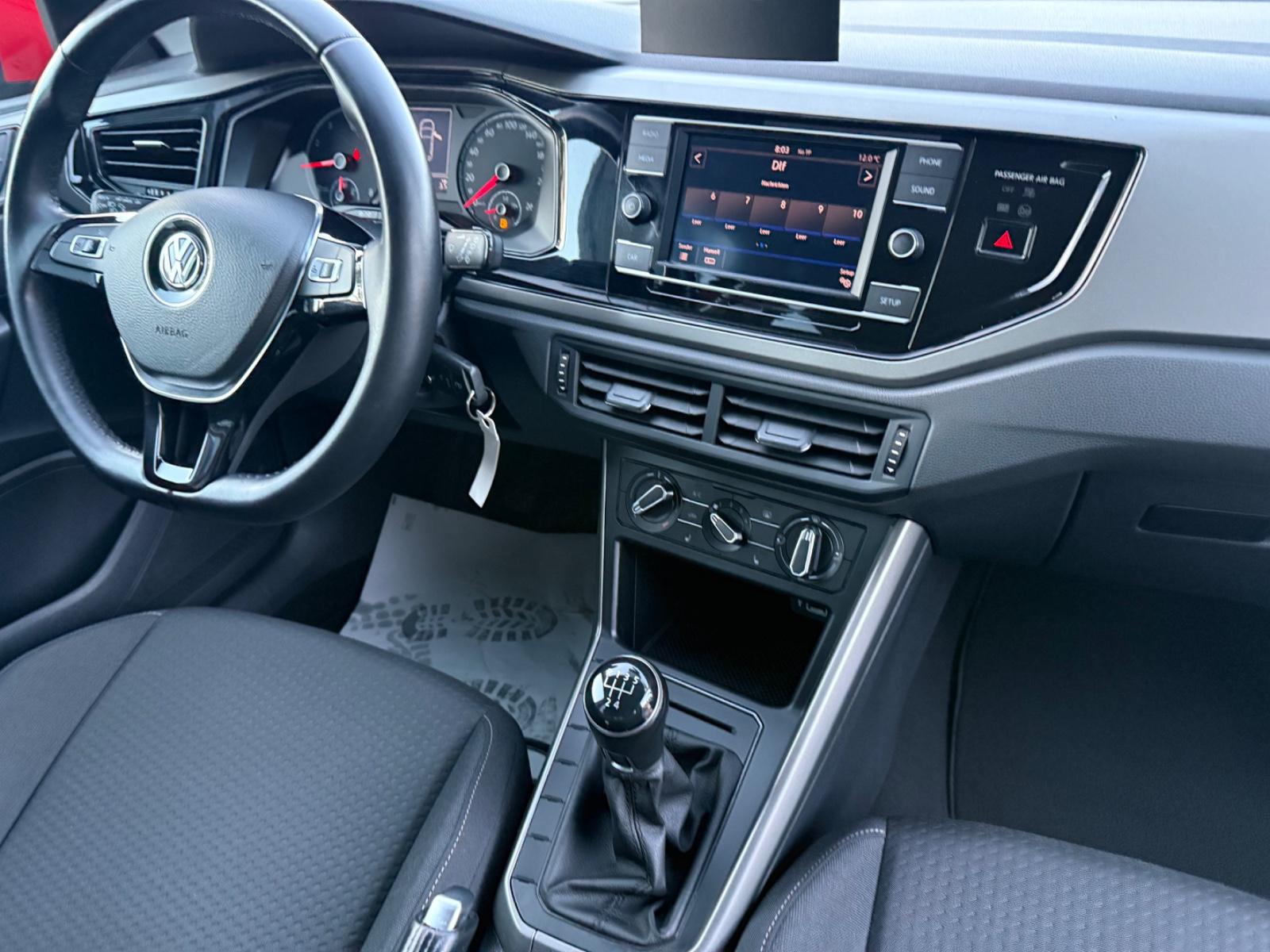 Volkswagen Polo VI Comfortline*SHZ*FSP*TEMPOMAT*ALU*TÜV NEU